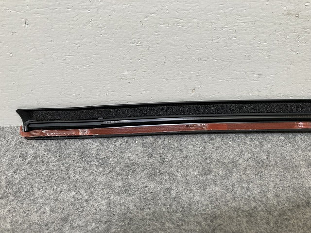 新品!ステップワゴン RP1/RP2 スパーダ/RP3/RP4/RP5 純正 左 スライドドア ベルトモール BDK1255F 72950- ホンダ(145310)