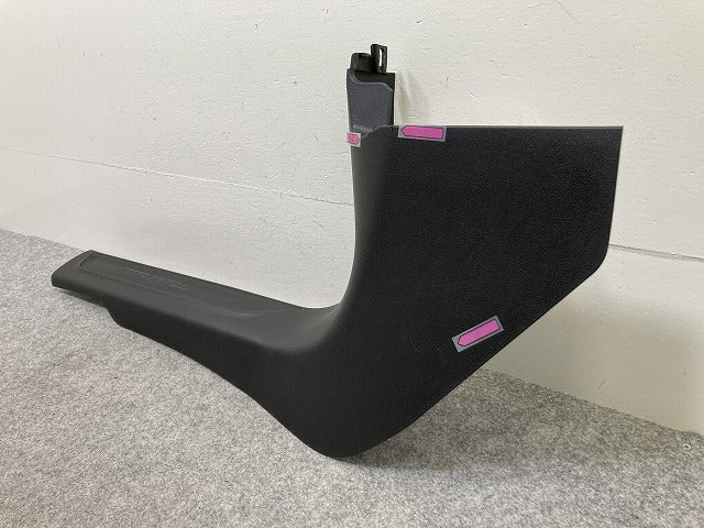 レヴァンテ MLE30E/MLE30D/MLE30A 純正 左 フロント スカッフプレート 670047748 素地 マセラティ(145327)