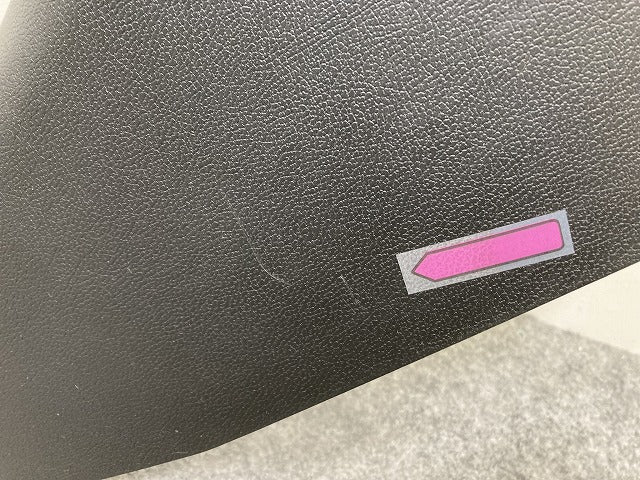 レヴァンテ MLE30E/MLE30D/MLE30A 純正 左 フロント スカッフプレート 670047748 素地 マセラティ(145327)