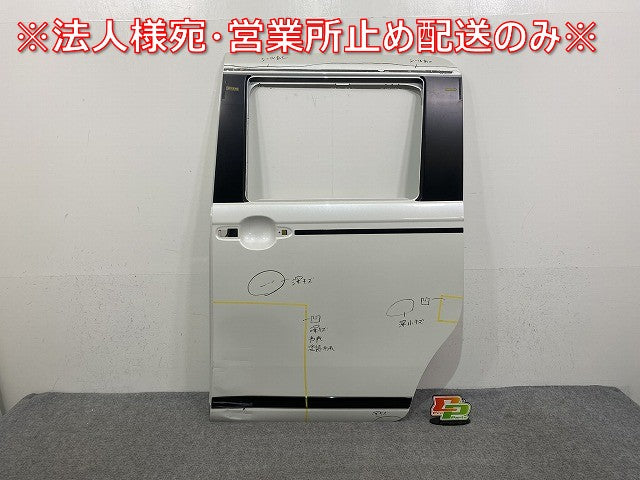 ムーヴ キャンバス/キャンパス ブラックアクセント LA800S/LA810S 純正 左 スライドドア パールホワイトIII W24 ダイハツ(145333)