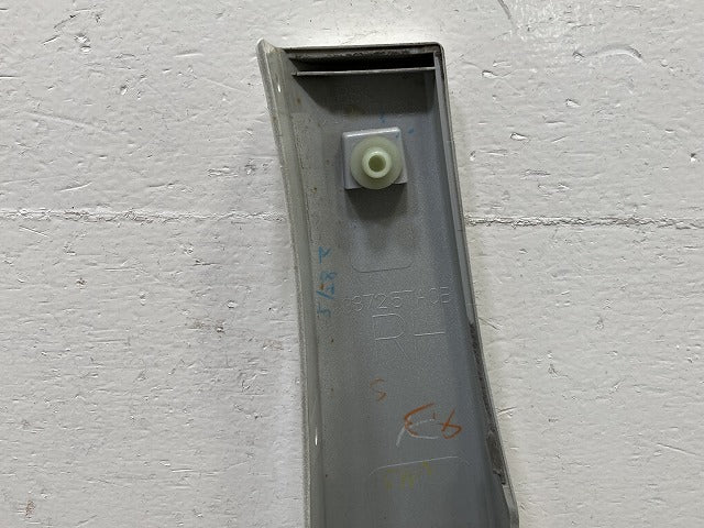 セレナ/ハイウェイスター C27/GFC27/GFNC27 純正 右 フロント フェンダープロテクター 63872 5TA0B ブリリアントホワイト(145343)