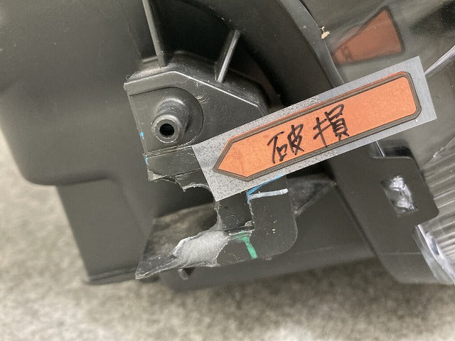 キックス/KICKS オーテック/P15/RP15/SNP15 純正 右 ヘッドライト/ランプ レベライザーLED ICHIKOH 1989 26010-5RY2B 日産(145347)