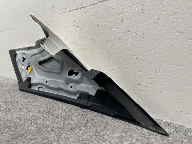 セレナ ハイウェイスター/S/X/G/XV/C27/GFC27/GFNC27/GC27/GNC27 /HC27 純正 右フロントフェンダーフィニッシャー 638F0 5TA0A(145377)