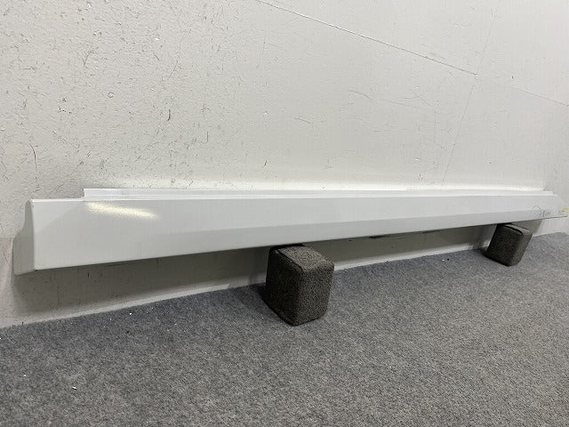 ルークス ハイウェイスター/eKクロススペース B44A/B45A/B47A/B48A B34A/35/37/38純正 右サイドステップ/センサー付き 76850 7NC-0(145385)