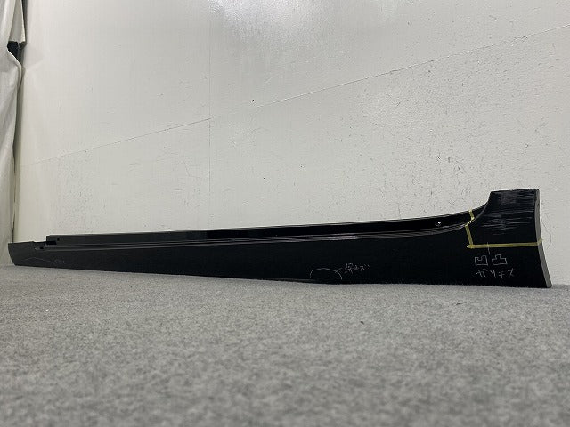 マークX 130系/GRX130/GRX133/GRX135 純正 左 サイドステップ/サイドスカート 75860-22130 ブラック 202 トヨタ(145386)