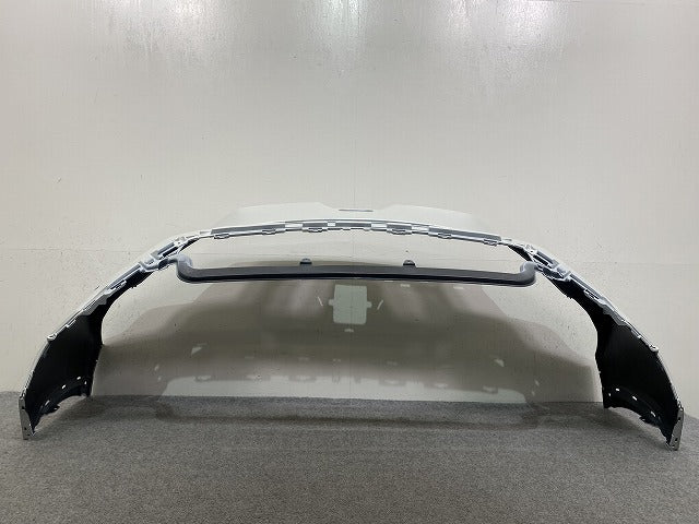 カローラ クロス ZSG10/MXGA10 ハイブリッド/ZVG11/ZVG15/ZVG13/ZVG16 純正 フロントバンパー 52119-16580 プラチナホワイトパール(145396)