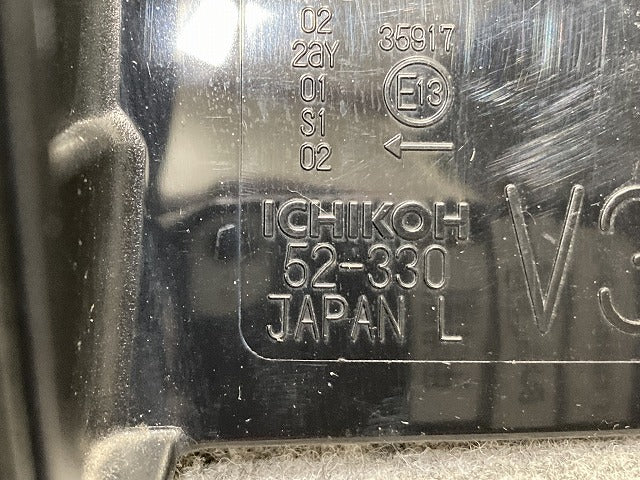 ヤリスクロス MXPB10/MXPB15 ハイブリッド/MXPJ10/MXPJ15 純正 左 テールランプ/ライト/ LED 刻印V3 ICHIKOH 52-330 81561-52E60(145414)