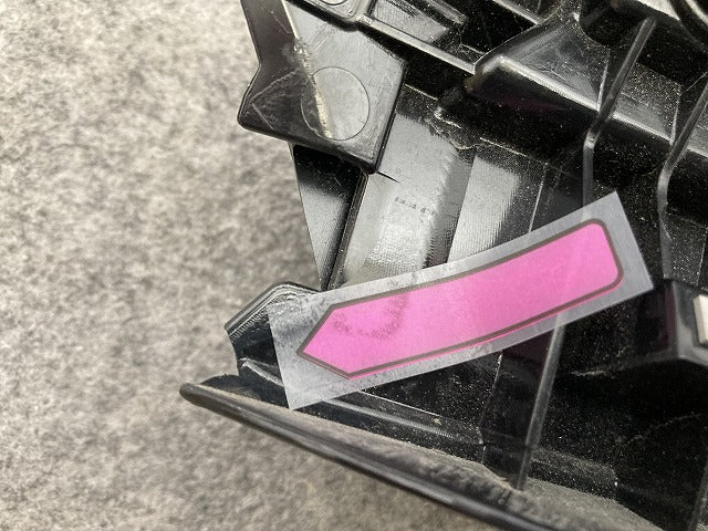 ヤリスクロス MXPB10/MXPB15 ハイブリッド/MXPJ10/MXPJ15 純正 リア ガーニッシュフィニッシャー 76801-52520 76801-52520 トヨタ(145416)