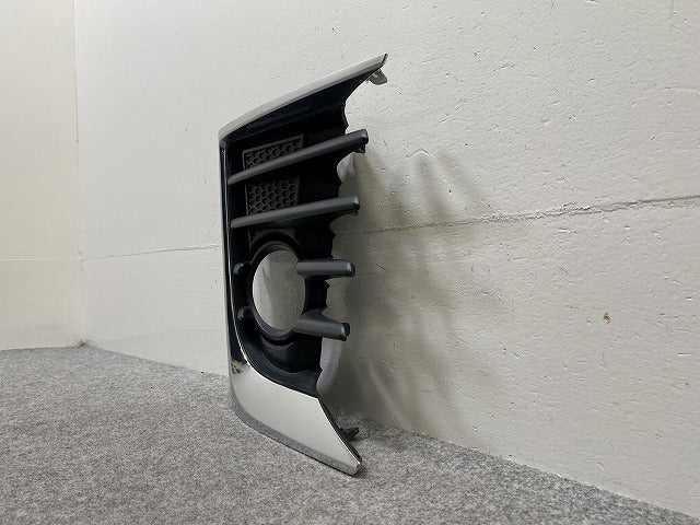 ヴォクシー VOXY ZS 80系/ZRR80W/ZRR85W 純正 前期 右 フロント フォグカバー/フォグランプカバー 52030-28050 メッキ トヨタ(145446)