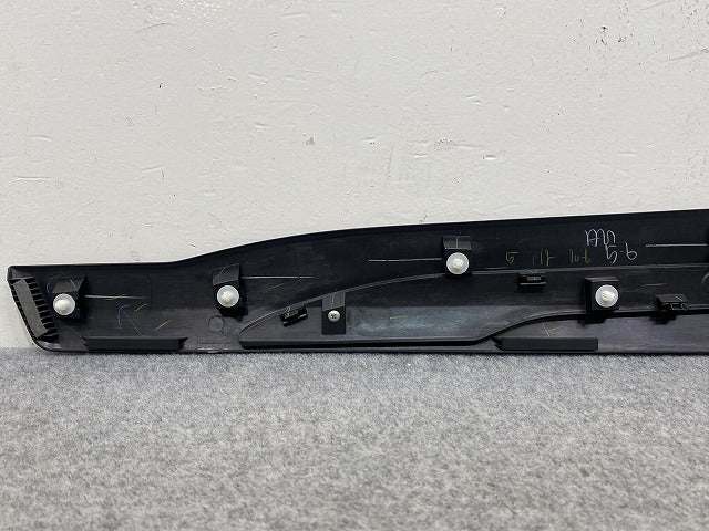 キックス/KICKS P15/RP15/SNP15 純正 右 フロント ドア サイドパネル 80870 5RY0A/B/C 80870 5RY0A 素地 日産(145448)