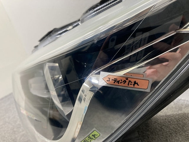 ソリオ バンディット MA26S/MA36S/MA46S 純正 左 ヘッドライト/ランプ レベライザーLED KOITO 100-59332 スズキ(145449)