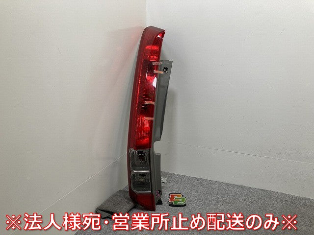 ストリーム RN6/RN7/RN8/RN9 純正 左 テールランプ/ライト/レンズ LED ICHIKOH D038 ホンダ(145452)