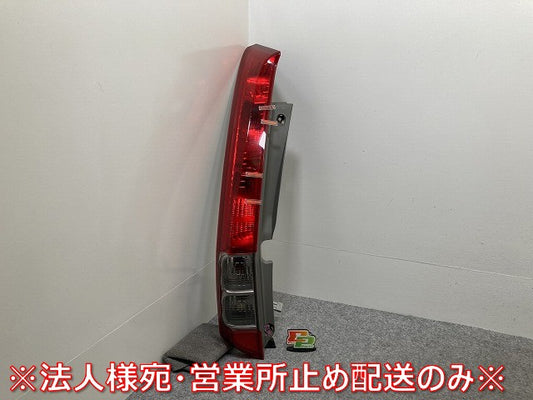 ストリーム RN6/RN7/RN8/RN9 純正 左 テールランプ/ライト/レンズ LED ICHIKOH D038 ホンダ(145452)