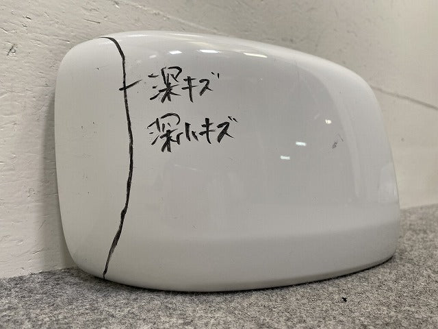 エブリィ/クリッパー NV100/スクラム DA17V/DR17V/DG17V 純正 右 ドアミラー カバー 84718-64PC0  スペリアホワイト 26U スズキ(145456)