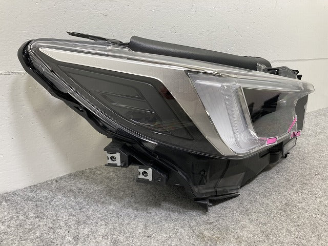 レヴォーグ/LEVORG VN5/VNH 純正 右 ヘッドライト/ランプ LED 刻印EA KOITO 100-60446 84002VC001 スバル(145480)