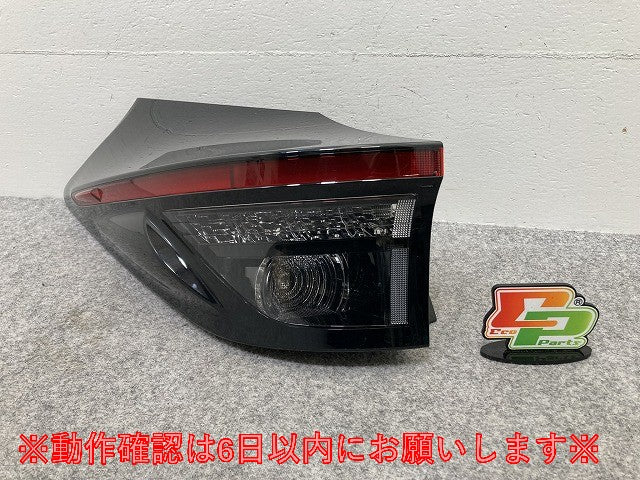 ヤリスクロス MXPB10/MXPB15 ハイブリッド/MXPJ10/MXPJ15 純正 左 テールランプ/ライト/レンズ LED ICHIKOH 52-330 581561-52E60(145482)