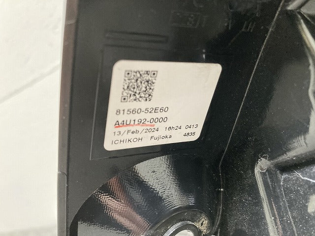ヤリスクロス MXPB10/MXPB15 ハイブリッド/MXPJ10/MXPJ15 純正 左 テールランプ/ライト/レンズ LED ICHIKOH 52-330 581561-52E60(145482)