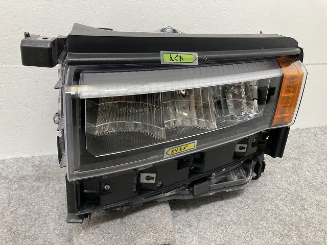 ランドクルーザー/ランクル 250/TRJ250W/GDJ250W 純正 左 ヘッドライト/ランプ レベライザーLED 刻印4V ICHIKOH 60-343(145483)