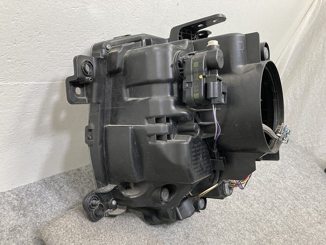 アルト ラパン HE33S 純正 右 ヘッドライト/ランプ レベライザーキセノン HID ICHIKOH 1915 スズキ(145484)