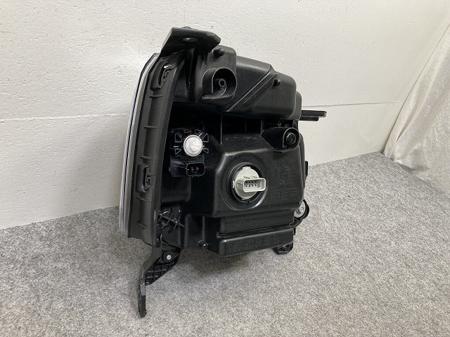 N-BOX/NBOX Nボックス カスタム/JF5/JF6 純正 左 ヘッドライト/ランプ LED レベライザー 刻印J STANLEY W6712 ホンダ(145496)