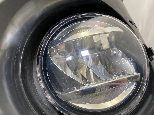 ミライース/ピクシスエポック/プレオプラス LA350S/LA360S/LA350A/LA360A純正 左 フォグランプ/フォグライト LED 114-11092(145501)