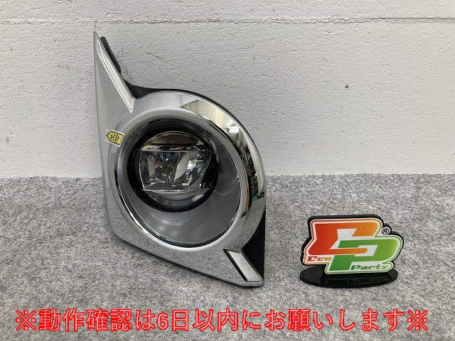 ミライース/ピクシスエポック/プレオプラス LA350S/LA360S/LA350A/LA360A/LA350F 純正 右フォグランプ/フォグライト LED 114-11092(145502)