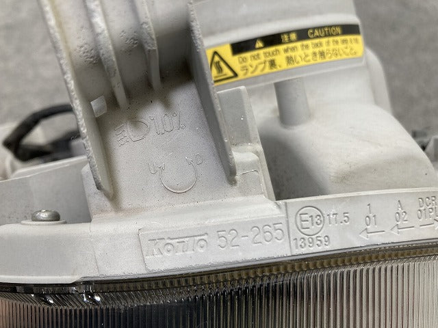 シエンタ NCP81G/NCP85G 純正 後期 右 ヘッドライト/ランプ レベライザーハロゲン KOITO 52-265 81145-52G60 トヨタ(145506)