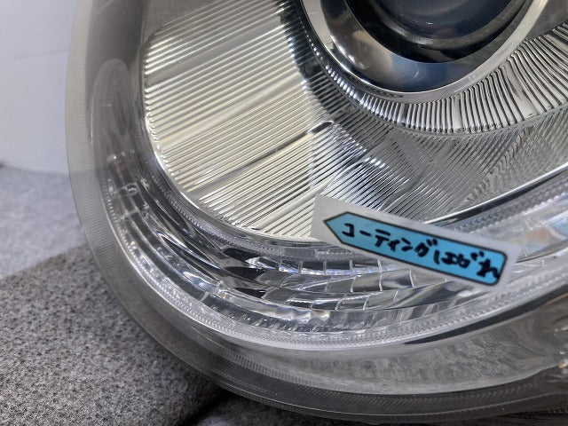 シエンタ NCP81G/NCP85G 純正 後期 左 ヘッドライト/ランプ レベライザーハロゲン KOITO 52-265 トヨタ(145508)