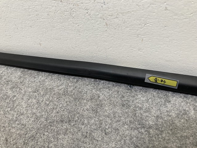 新品!Q2 81A GACHZ/GACZE/GADFG/GADPC 左 リア ドア ベルトモールアウター 81A839477 アウディ(145513)