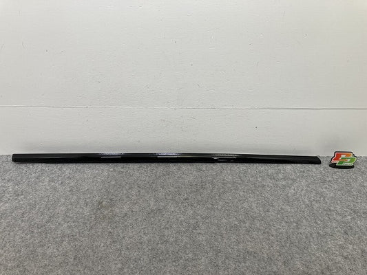 新品!3シリーズ G20 純正 リア ドア ベルトモールアウター 51337465152 ブラック ソリッド BMW(145517)