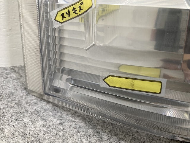 ハイエース/レジアスエース 200系/4型/5型/6型/7型/標準/ワイド 純正 後期 右 ヘッドライト/ランプ レベライザーハロゲン 26-131(145519)