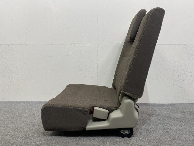 新車取り外し!エブリィ/クリッパー NV100/スクラム/ミニキャブ DA17V/DR17V/DG17V/DS17V 純正 右  リアシート ブラウン スズキ(145523)