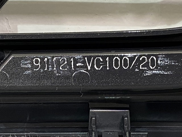 レヴォーグ/LEVORG VN5 純正 フロント グリル/ラジエーターグリル 91121-VC100/20 ガンメタ メタリック スバル(145529)