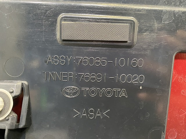 C-HR/CHR ZYX10/NGX10/NGX50 純正 リア スポイラー 76085-10160 センシュアルレッドマイカ 3T3 トヨタ(145532)