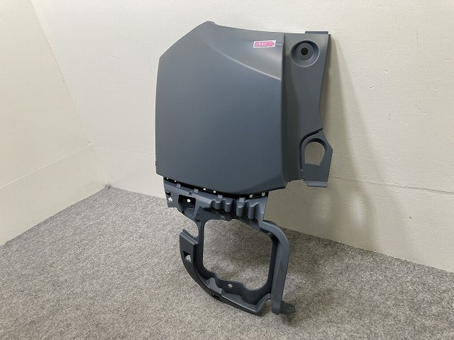 新品!ジープ レネゲード 2014-2018 純正 左 リアバンパー 735585022 0735684334-001 未塗装 クライスラー(145540)