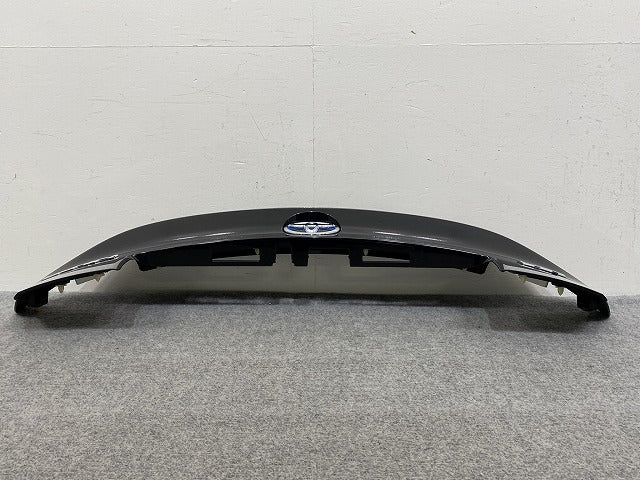 C-HR/CHR G/ZYX10/NGX10/NGX50 純正 リア ガーニッシュ 76811-10160 ブラックマイカ 209 トヨタ(145549)
