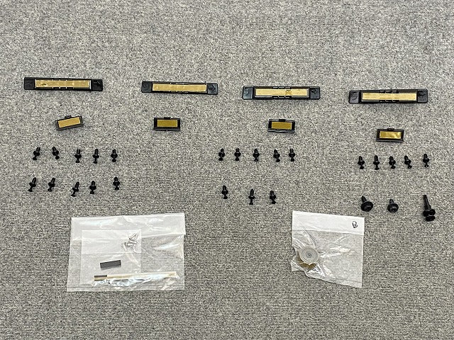 新品!アルファード/ヴェルファイア 40系/AGH40 純正 左 リア スライドドア サイドパネル モデリスタ メッキ部分欠品 MSD44-58001 (145555)