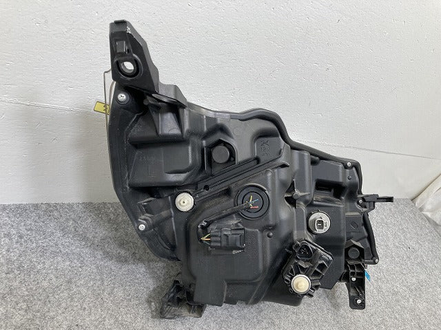 デイズ ルークス ハイウェイスター/B21A 純正 後期 左 ヘッドライト/ランプ レベライザーLED KOITO 100-67111 日産(145565)