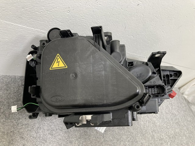 新品!Q3 8U系/2011-2014 純正 左 ヘッドライト/ランプ キセノン HID ZKW 8U0 941 043 A 8U0941043A アウディ(145569)
