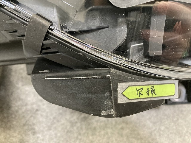 新品!Bクラス W246 純正 前期 右 ヘッドライト/ランプ キセノン HID AL Automotive Lighting A246 820 04 39 A2468200439 ベンツ(145570)