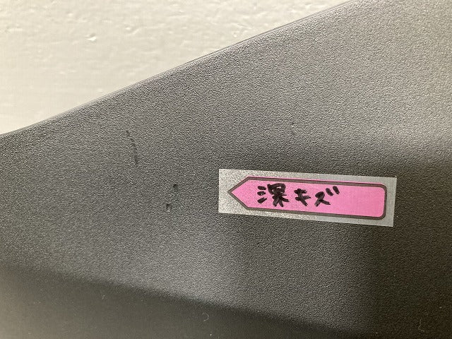 ヤリスクロス MXPB10/MXPB15 ハイブリッド/MXPJ10/MXPJ15 純正 右 リア ドア サイドパネル 75077-52030 素地 トヨタ(145575)