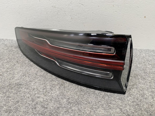 新品!カイエン 957/958/959 2017-2019 純正 左 テールランプ/ライト/レンズ LED  9Y0 945 095 M 9Y0945095M ポルシェ(145585)