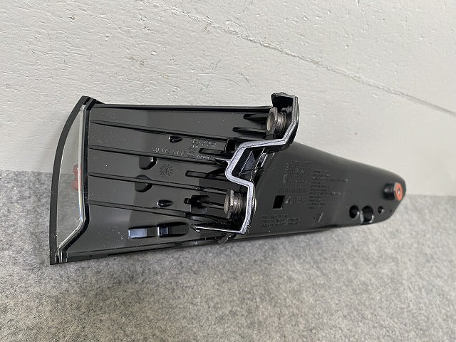 新品!カイエン 957/958/959 2017-2019 純正 左 テールランプ/ライト/レンズ LED  9Y0 945 095 M 9Y0945095M ポルシェ(145585)