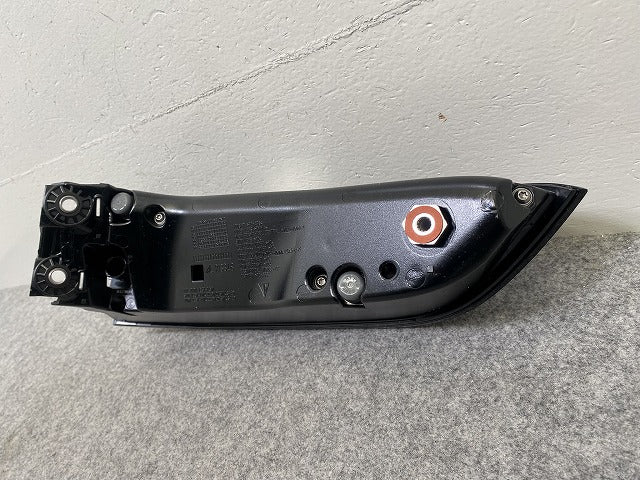 新品!カイエン 957/958/959 2017-2019 純正 左 テールランプ/ライト/レンズ LED  9Y0 945 095 M 9Y0945095M ポルシェ(145585)