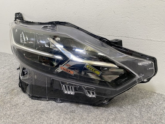 デイズ ハイウェイスター/eKクロス B44W/B45W/純正 右 ヘッドライト/ランプ LED レベライザー 刻印B KOITO 100-23776 26010-7ME0A (145588)