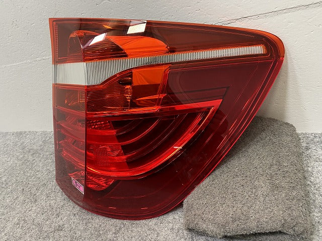 新品!X3 F25 純正 右 テールランプ/ライト/レンズ ハロゲン VALEO 7217312 63217217312 BMW(145598)