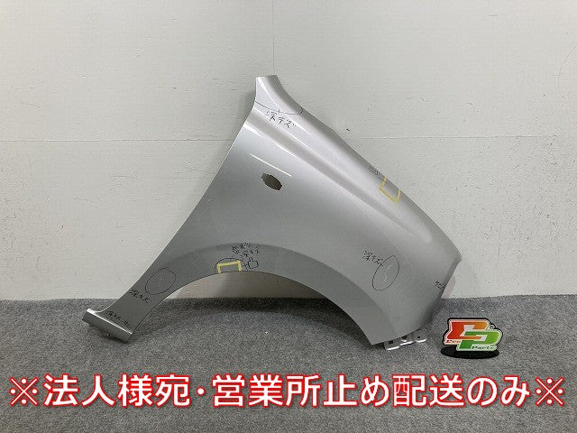 アルト HA37S/HA97S 純正 右 フロント フェンダー シルキーシルバーメタリック Z2S スズキ(145612)