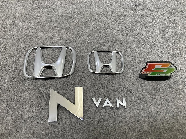 新車取り外し!N-VAN/NVAN/Nバン JJ1/JJ2 純正  エンブレム/オーナメント 75701-SZW-0000 メッキ メタリック ホンダ(145628)