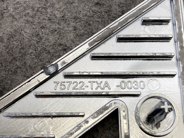新車取り外し!N-VAN/NVAN/Nバン JJ1/JJ2 純正  エンブレム/オーナメント 75701-SZW-0000 メッキ メタリック ホンダ(145628)
