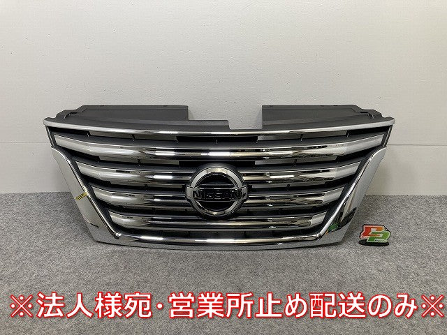 セレナ/ハイウェイスター C26/FC26/FNC26/FPC26/FNPC26 純正 後期 フロント グリル/ラジエーターグリル カメラ付 62310 3GS0A (145630)